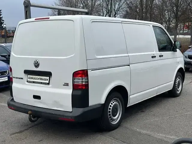 Używany VW T5 140 KM (102 kW) 2013 Biały Van