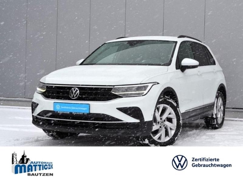 Gebraucht VW Tiguan IQ Drive 150 PS (110 kW) 2023 Pure white SUV