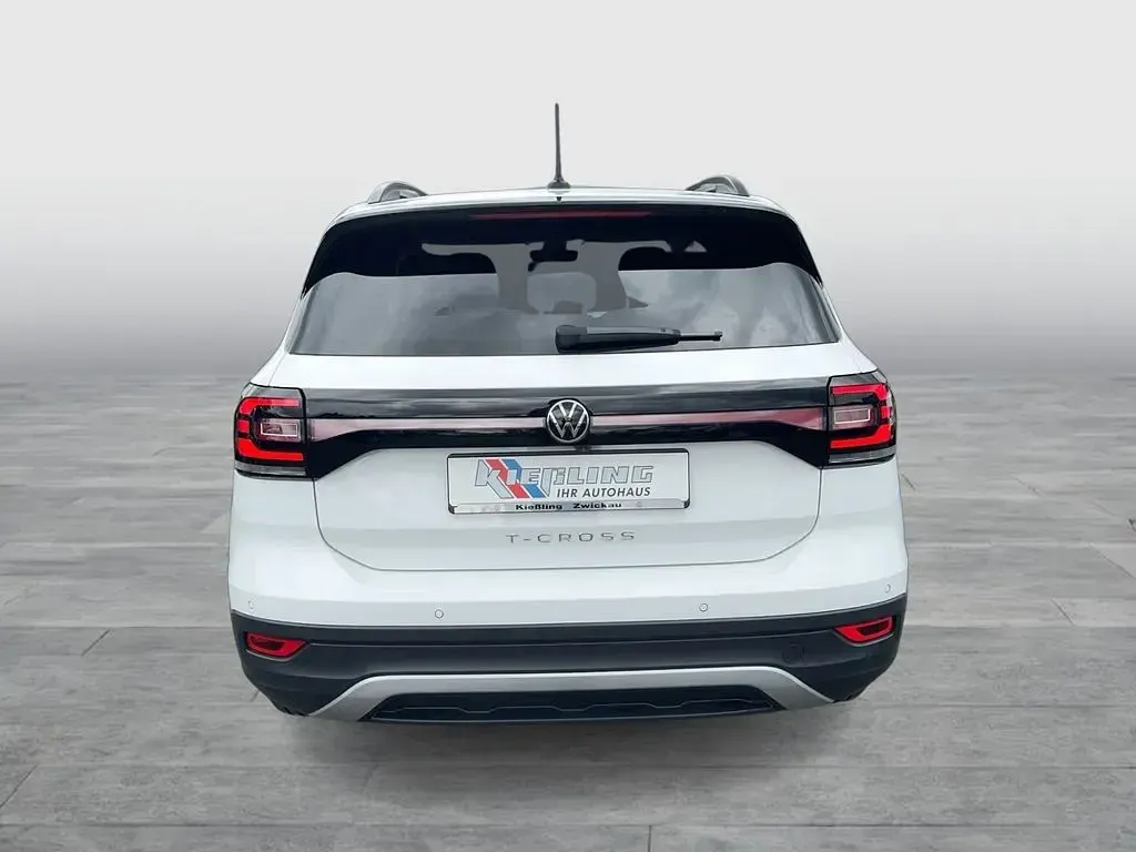Gebraucht VW T-Cross Active 95 PS (69 kW) 2022 Weiß SUV