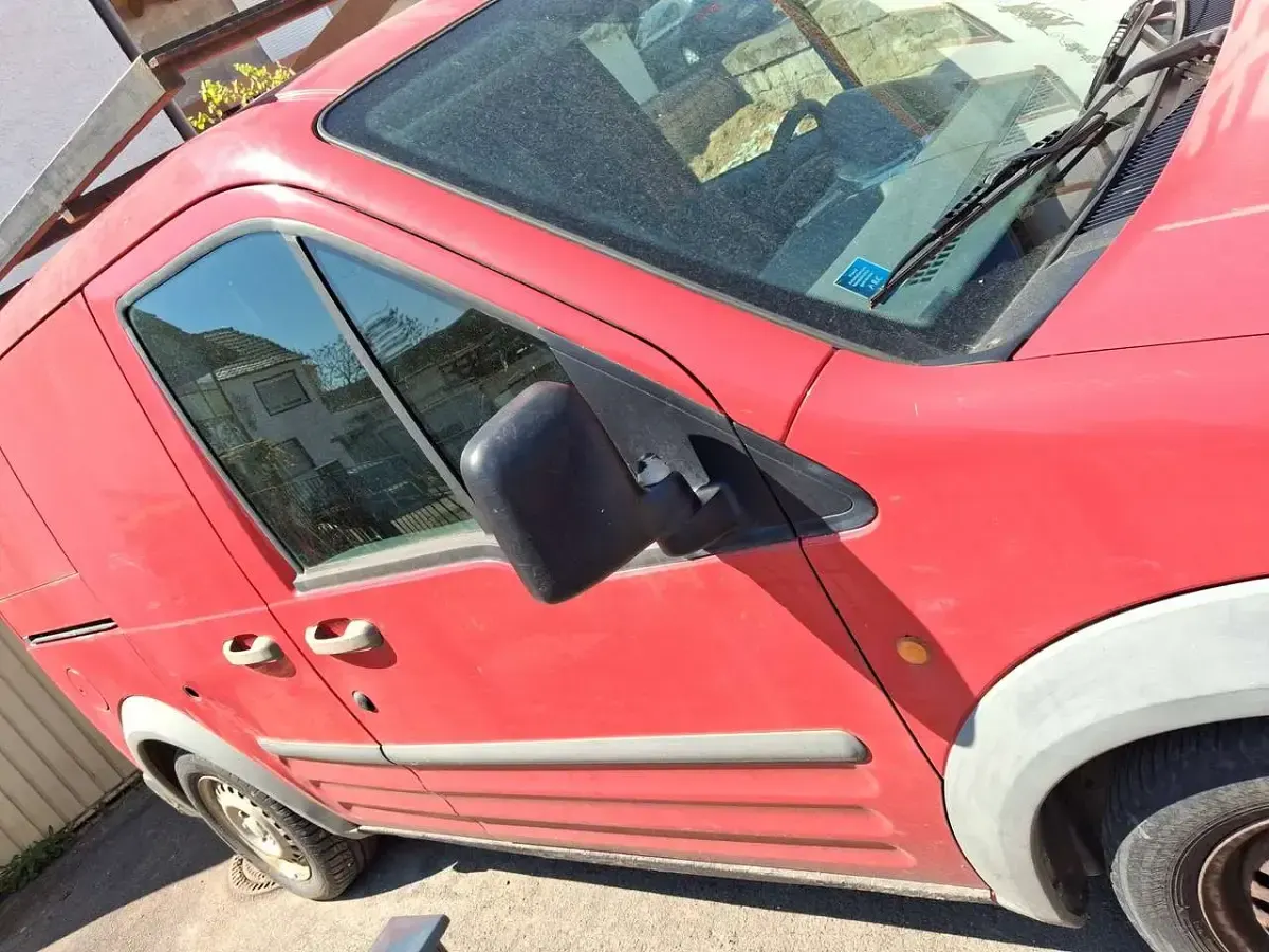 Gebraucht Ford Tourneo Connect 90 PS (66 kW) 2008 Rot Van / Kleinbus