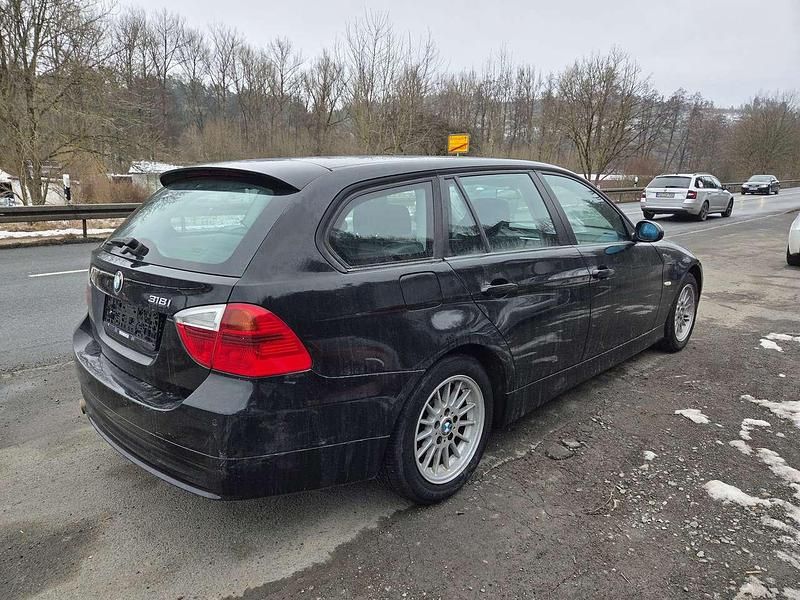Gebraucht BMW 318 129 PS (94 kW) 2006 Schwarz ii Kombi