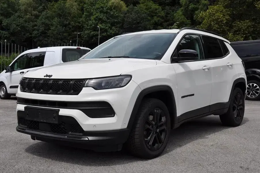 Gebraucht Jeep Compass Longitude 131 PS (96 kW) 2023 Weiß SUV