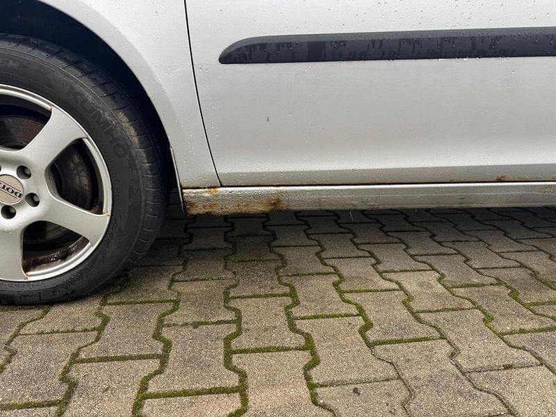 Gebraucht Skoda Roomster Plus Edition 105 PS (77 kW) 2009 Silber Van / Kleinbus