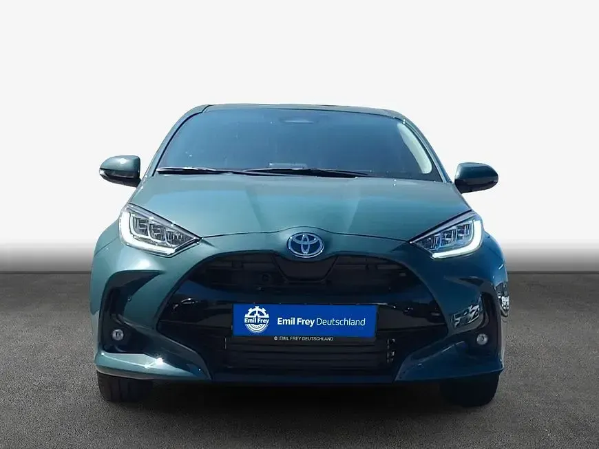 Neu Toyota Yaris 131 PS (96 kW) 2026 Grün Kleinwagen