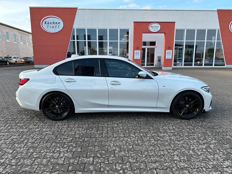 Gebraucht BMW 330 M Sport 265 PS (194 kW) 2019 Limousine