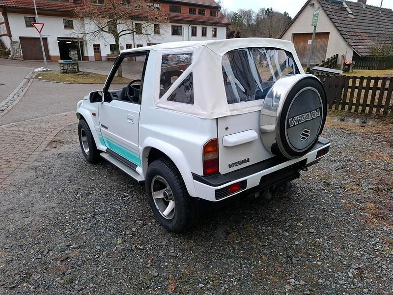 Gebraucht Suzuki Vitara 80 PS (58 kW) 1991 Weiß Cabrio