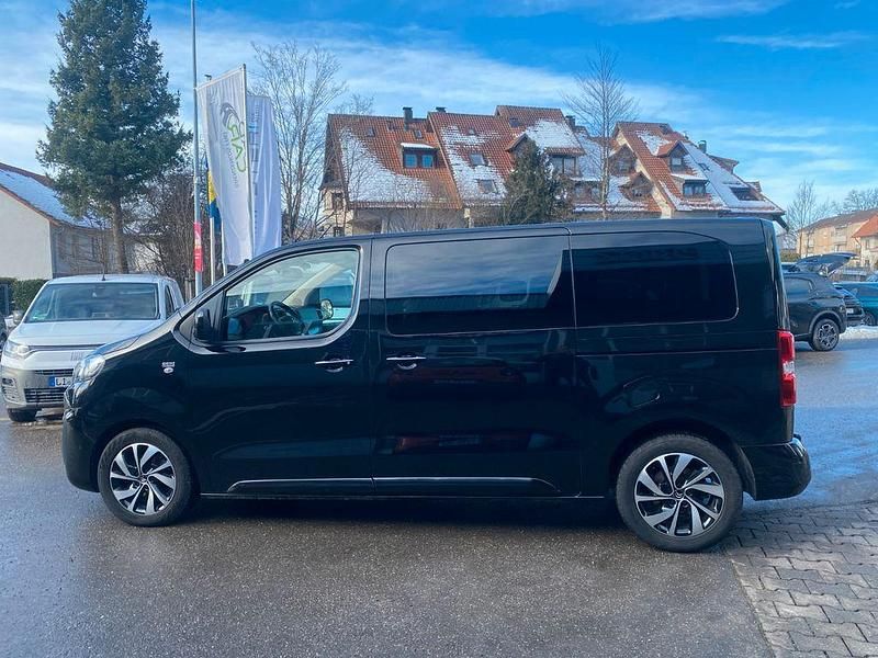Gebraucht Citroën Spacetourer Shine 150 PS (110 kW) 2019 Lack onyx schwarz/typ aussenve Van / Kleinbus