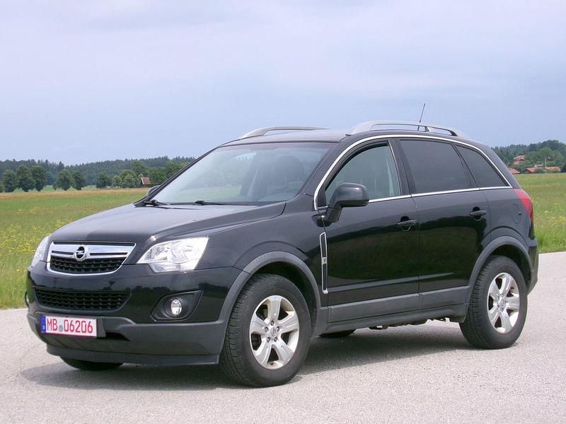 Schwarz Gebraucht 2011 Opel Antara SUV | 6.380 € (Fairer Preis) - Bild 1/4