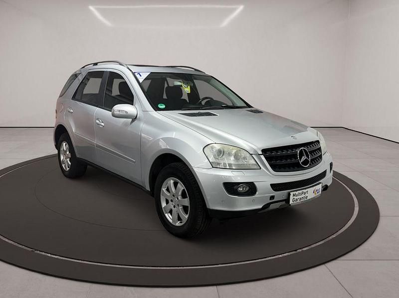 Gebraucht Mercedes ML320 224 PS (164 kW) 2006 Silber SUV