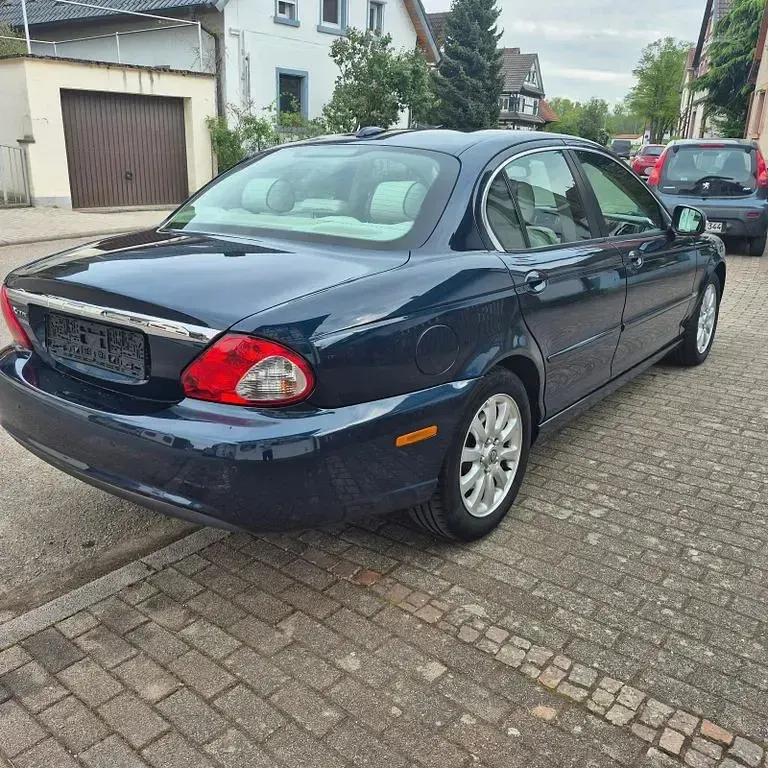 Begagnad Jaguar X-type Executive 145 HK (106 kW) 2008 Sedan