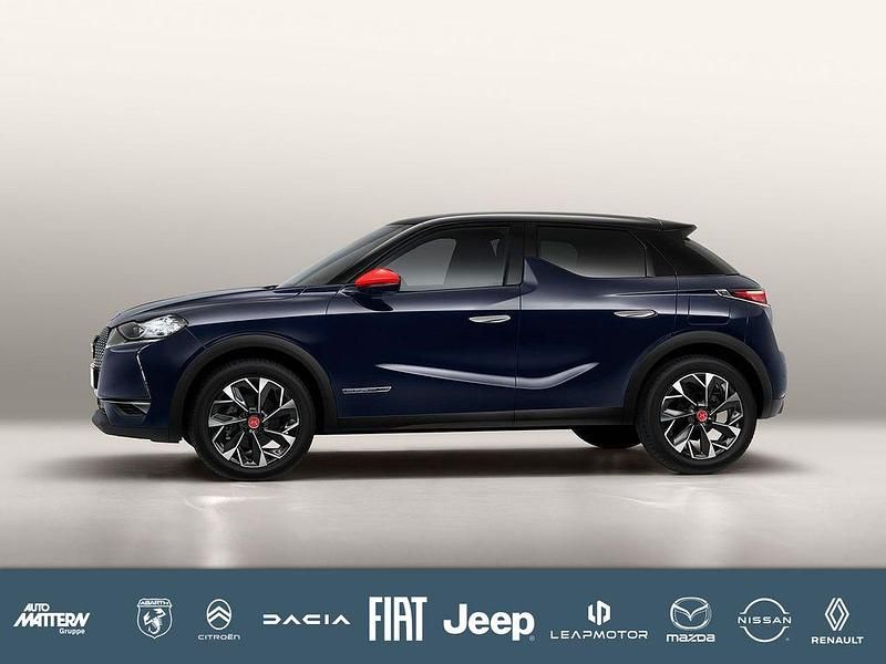 Farbe encreblau oder dark blue/typ auss (metallic) Gebraucht 2021 DS Automobiles DS3 SUV | 21.789 € (Teuer) - Bild 1/4