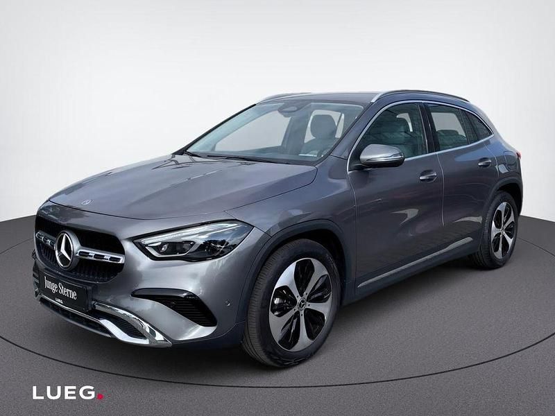 Gebraucht Mercedes GLA200 Progressive 163 PS (119 kW) 2024 Metalliclack mountaingrau SUV