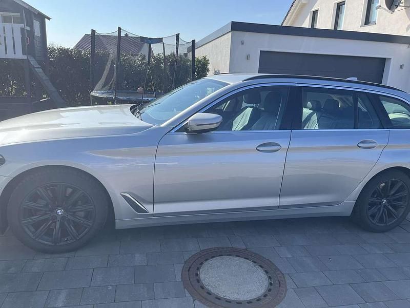 Gebraucht BMW 530 265 PS (194 kW) 2020 Kombi
