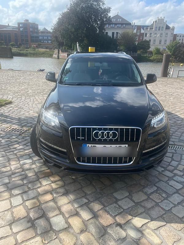 Schwarz Gebraucht 2014 Audi Q7 Comfort SUV | 15.500 € (Superpreis) - Bild 1/4