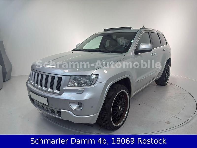 Silber Gebraucht 2011 Jeep Grand Cherokee Overland SUV | 7.950 € (Superpreis) - Bild 1/4