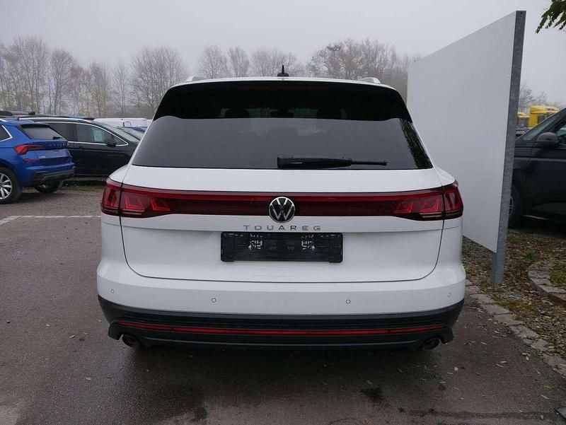Neu VW Touareg 231 PS (169 kW) 2025 Pure white SUV