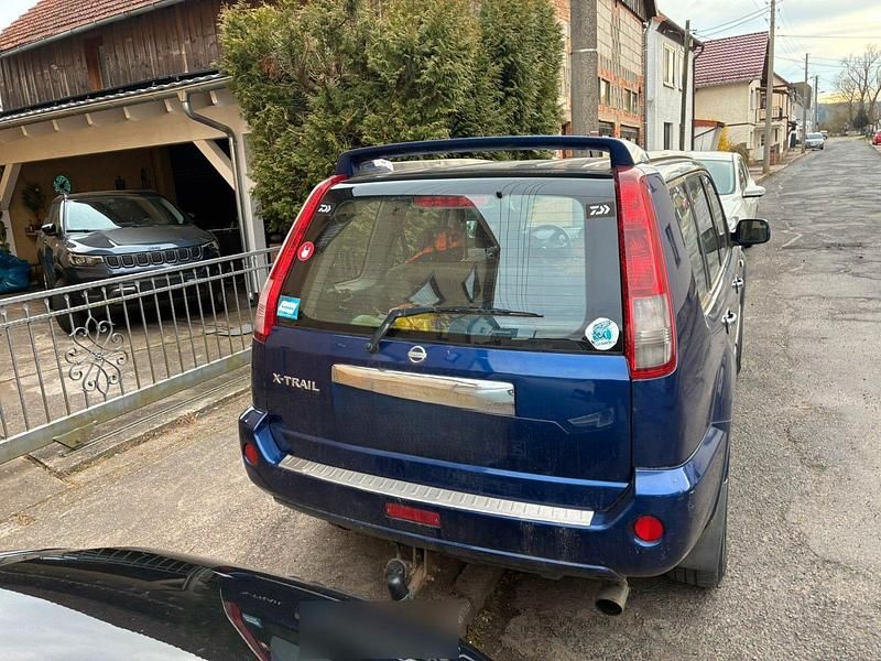 Gebraucht Nissan X-Trail 165 PS (121 kW) 2005 Blau SUV