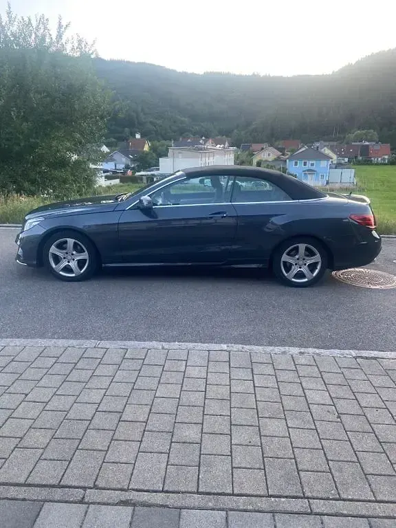 Gebraucht Mercedes E350 AMG line 258 PS (189 kW) 2017 Grau Cabrio