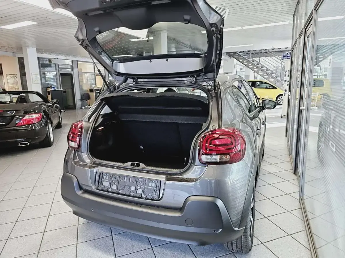 New Citroën C3 83 HP (61 kW) 2026 Grey SUV