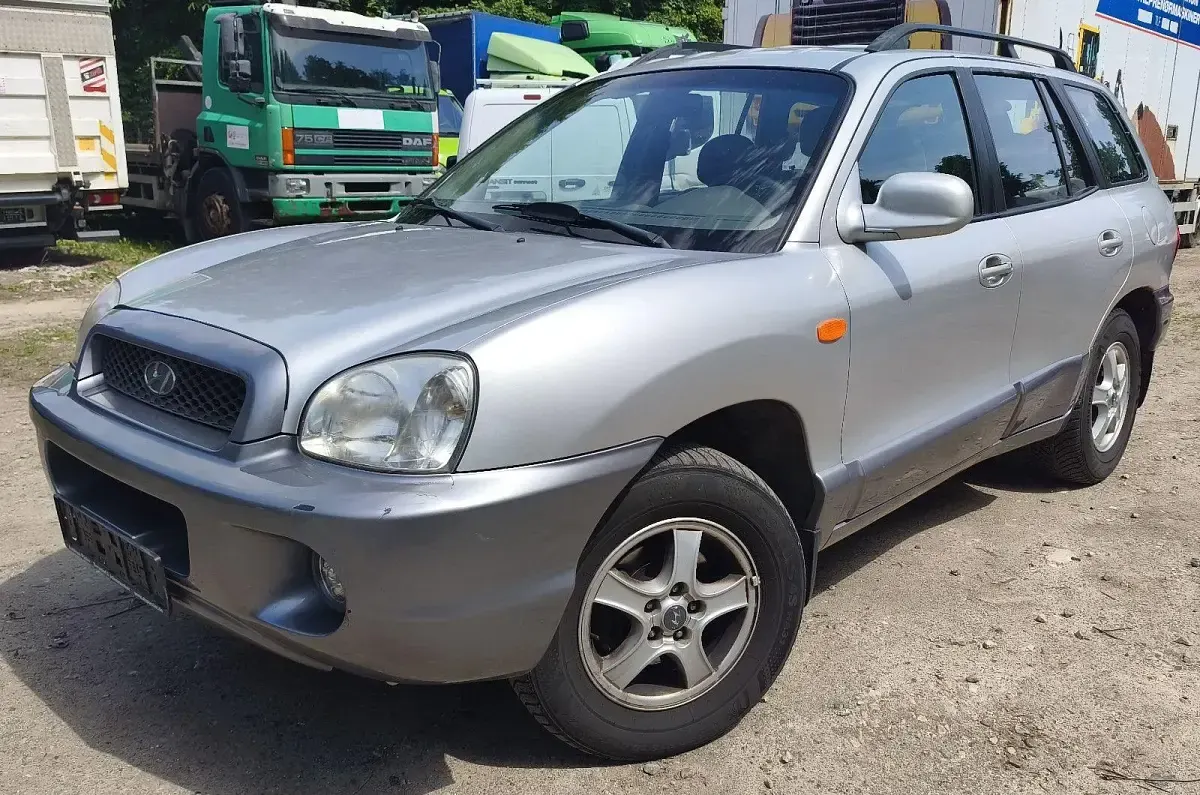 Gebraucht Hyundai Santa Fe GLS 173 PS (127 kW) 2005 Silber SUV