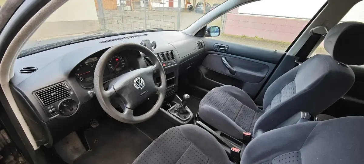 Gebraucht VW Golf III 75 PS (55 kW) 1999 Schwarz Limousine