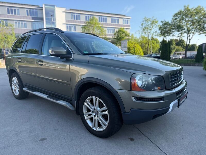 Grau Gebraucht 2009 Volvo XC90 SUV | 3.999 € - Bild 1/4