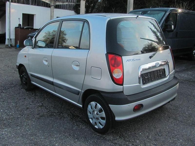 Gebraucht Hyundai Atos 58 PS (42 kW) 2002 Silber Kleinwagen