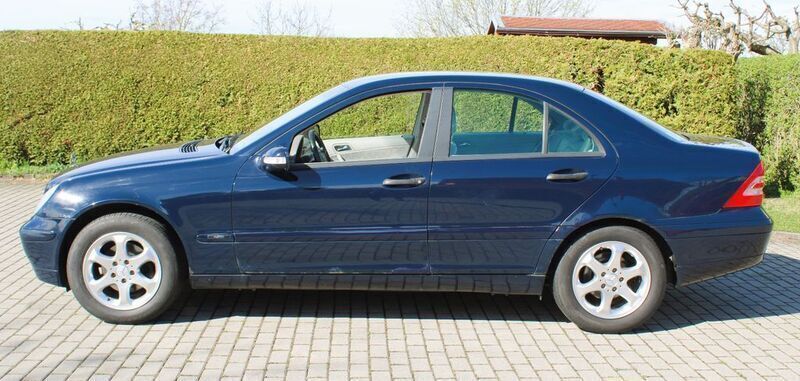 Gebraucht Mercedes C200 Elegance 163 PS (119 kW) 2000 Blau Limousine
