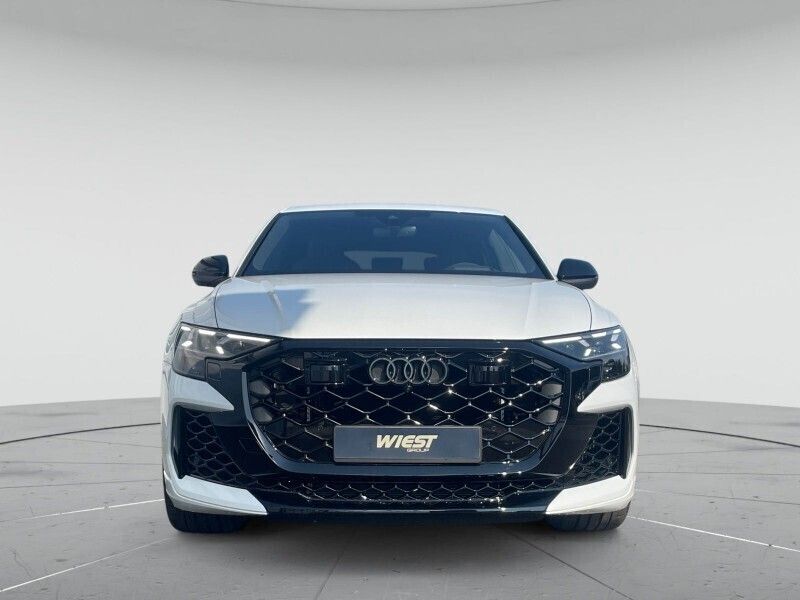 Gletscherweiß metallic Neu 2024 Audi RS Q8 Ambiente SUV | 174.082 € - Bild 1/4