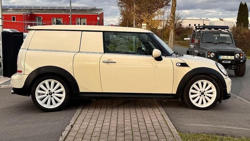 Gebraucht Mini Clubvan 122 PS (89 kW) 2014 Weiß Kleinwagen