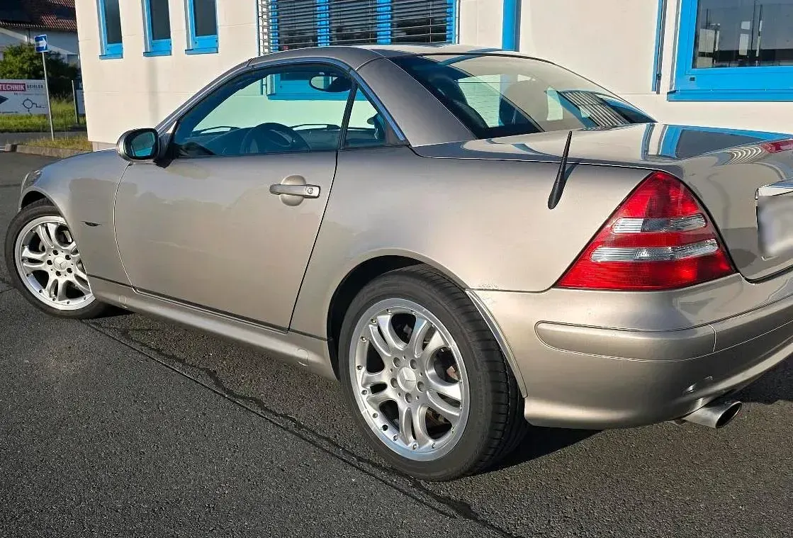 Gebraucht Mercedes SLK200 Edition 163 PS (119 kW) 2003 Andere farben Cabrio