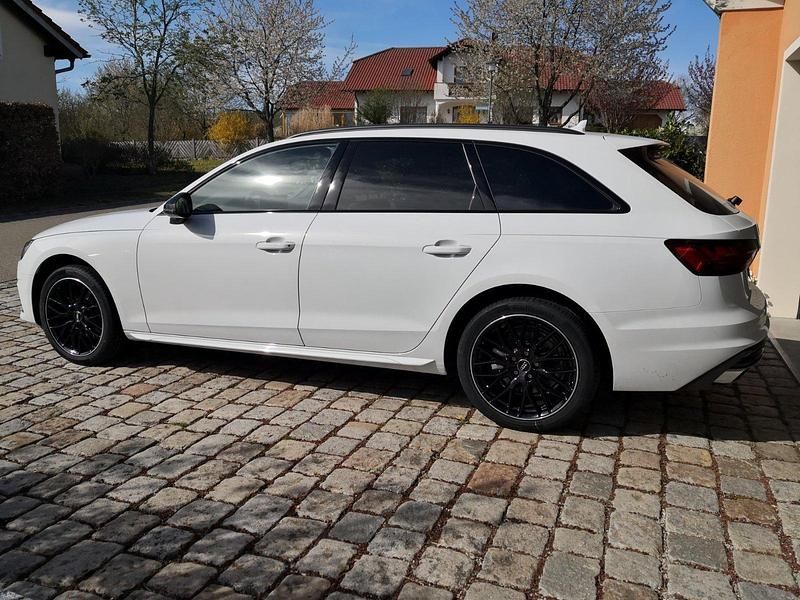 Gebraucht Audi A4 S-Line 150 PS (110 kW) 2020 Weiß Kombi