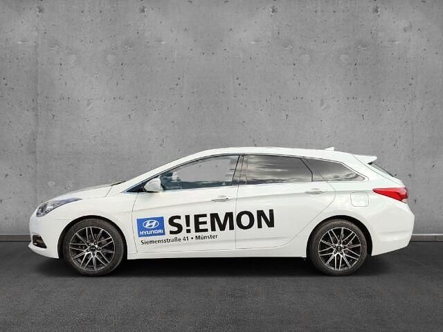 Gebraucht Hyundai i40 Style 141 PS (103 kW) 2018 Weiß Kombi