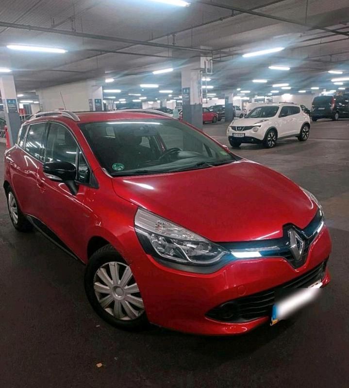 Rot Gebraucht 2016 Renault Clio GrandTour Kombi | 6.550 € (Guter Preis) - Bild 1/4
