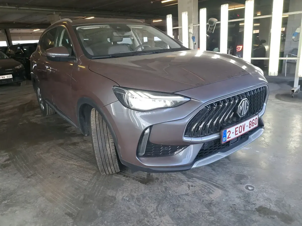 Gebraucht MG HS Comfort 162 PS (119 kW) 2023 Grau (iron oxide grey) SUV