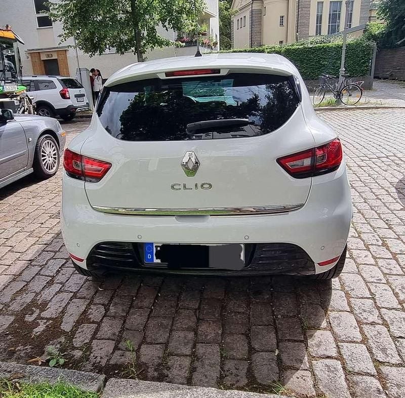 Gebraucht 2017 Renault Clio IV LIMITED Kleinwagen | 7.999 € (Guter Preis) - Bild 1/4