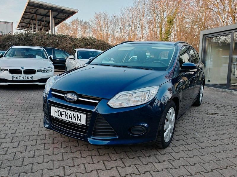 Gebraucht Ford Focus 116 PS (85 kW) 2012 Blau Kombi