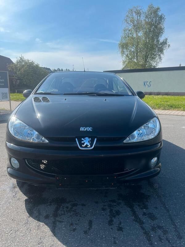 Schwarz Gebraucht 2006 Peugeot 206 CC Cabrio | 850 € (Superpreis) - Bild 1/4