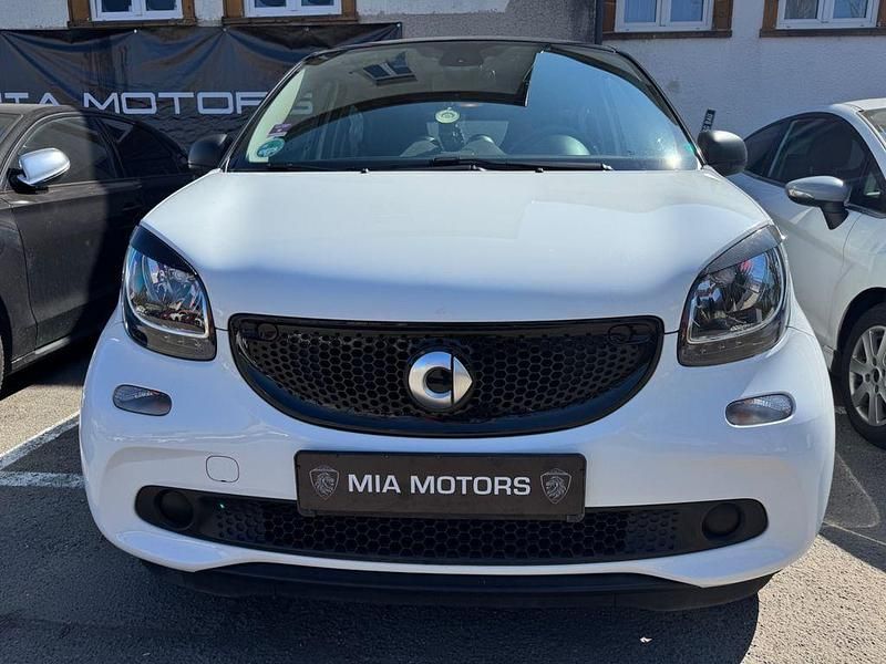 Second-hand Smart ForFour Basis 71 CP (52 kW) 2017 Alb Hatchback