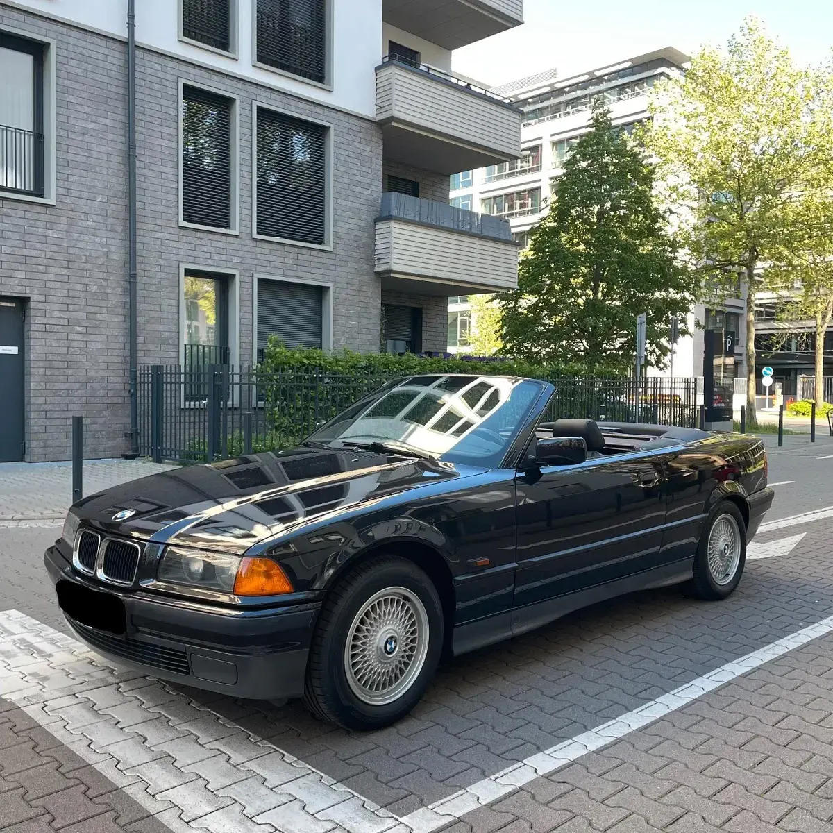 Gebraucht BMW 320 Cabriolet 150 PS (110 kW) 1996 Schwarz Cabrio