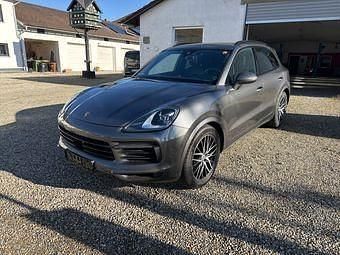 Grau Gebraucht 2019 Porsche Cayenne Chrono SUV | 49.900 € (Superpreis) - Bild 1/4