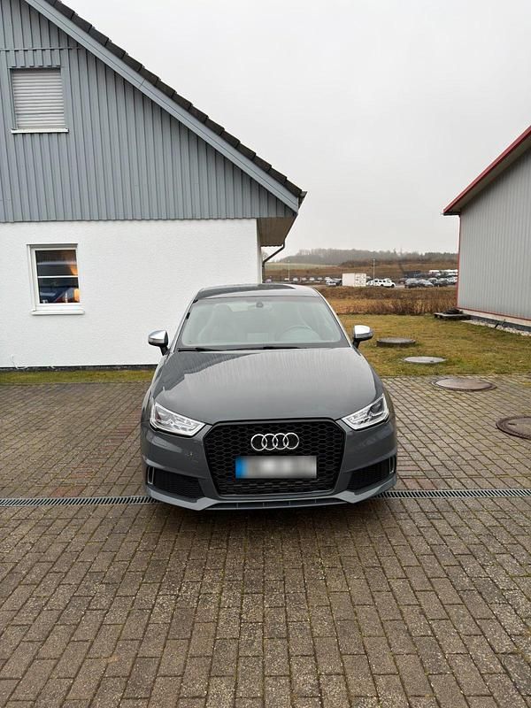 Gebraucht Audi S1 231 PS (169 kW) 2016 Grau Kleinwagen