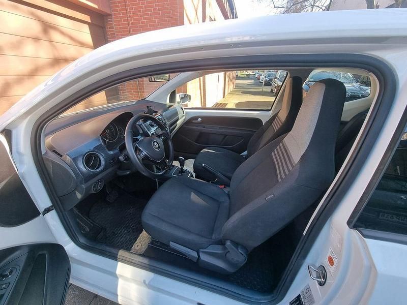 Gebraucht VW up! move up! 75 PS (55 kW) 2019 Weiß Kleinwagen