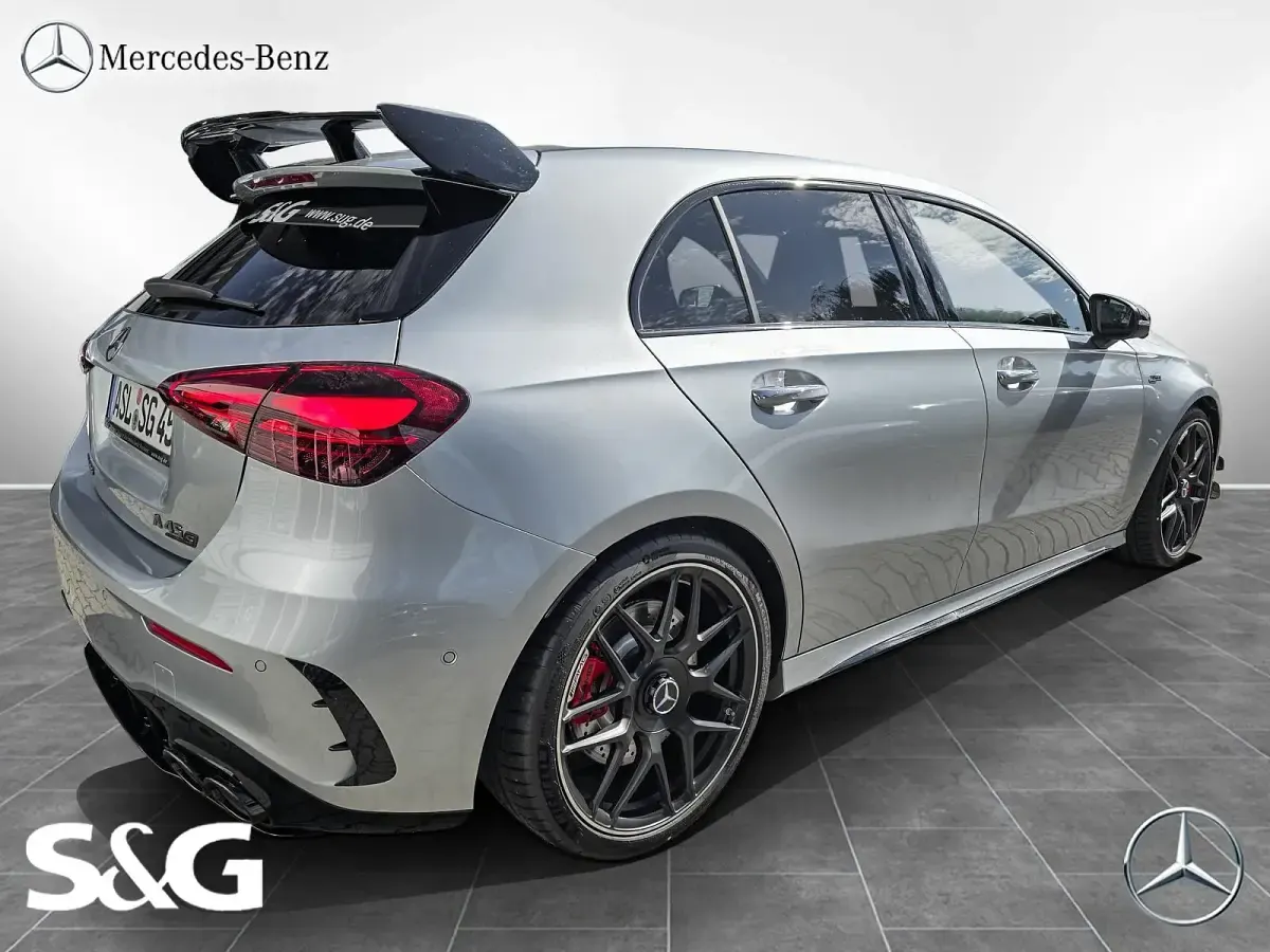 Gebraucht Mercedes A45 AMG AMG 421 PS (309 kW) 2026 Silber Kleinwagen