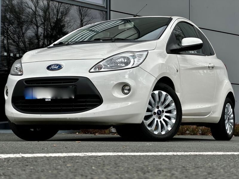 Weiß Gebraucht 2009 Ford Ka Titanium Kleinwagen | 3.443 € (Teuer) - Bild 1/4
