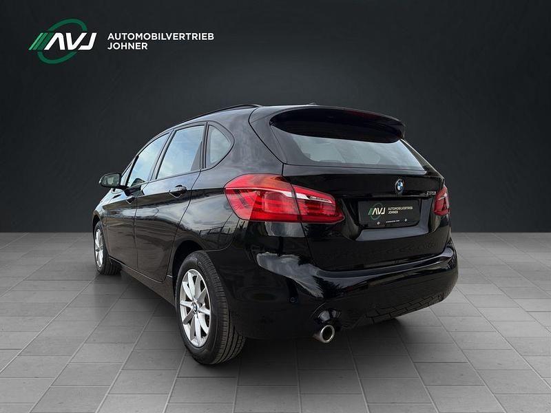 Gebraucht BMW 218 Advantage 140 PS (102 kW) 2018 Schwarz Van / Kleinbus