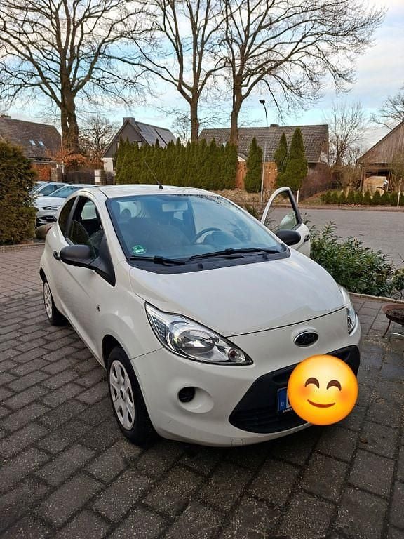 Gebraucht Ford Ka Trend 69 PS (50 kW) 2014 Weiß Kleinwagen