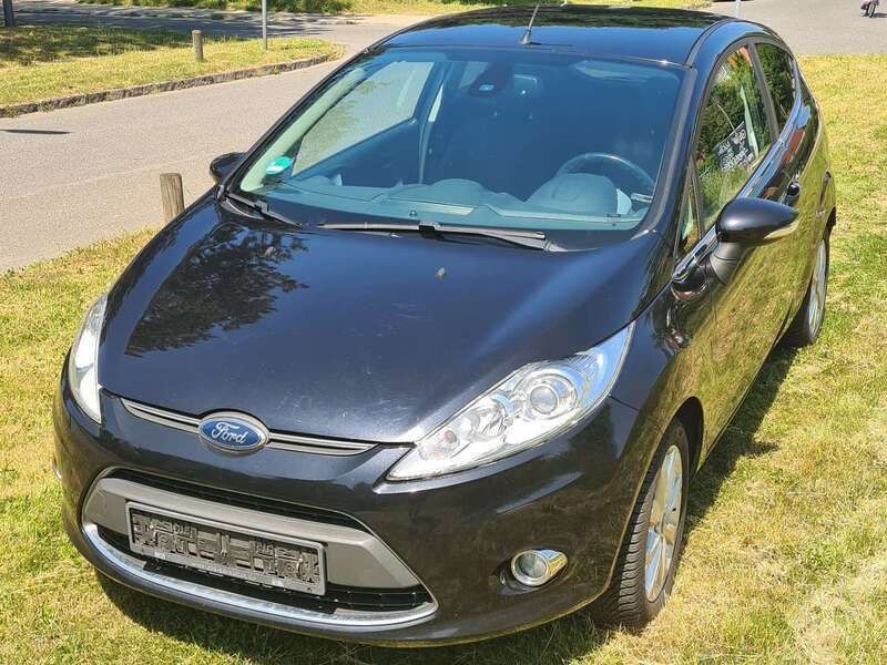 Schwarz Gebraucht 2011 Ford Fiesta Titanium Kleinwagen | 4.250 € (Fairer Preis) - Bild 1/4