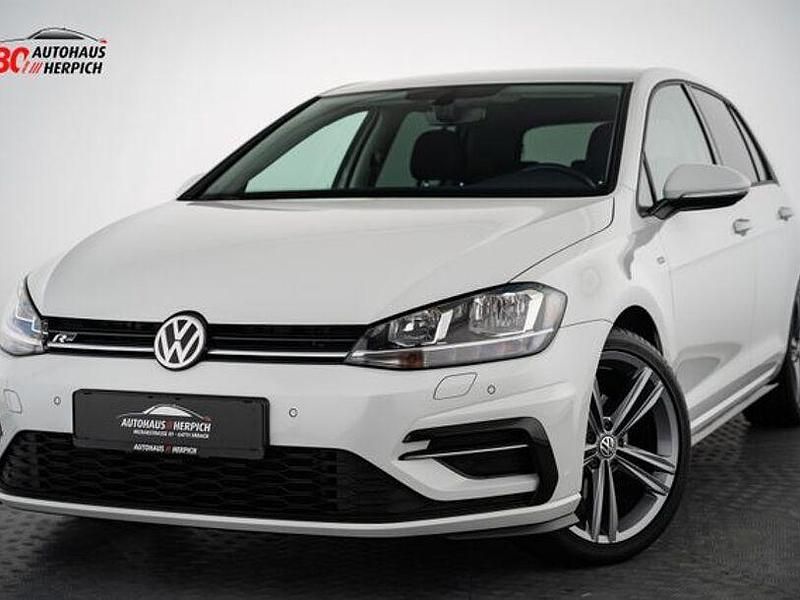 Gebraucht VW Golf VII R-line 125 PS (91 kW) 2018 Pure white Limousine