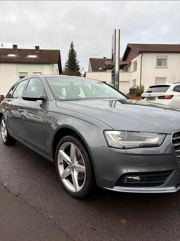 Second-hand Audi A4 Attraction 143 CP (105 kW) 2012 Gri Break
